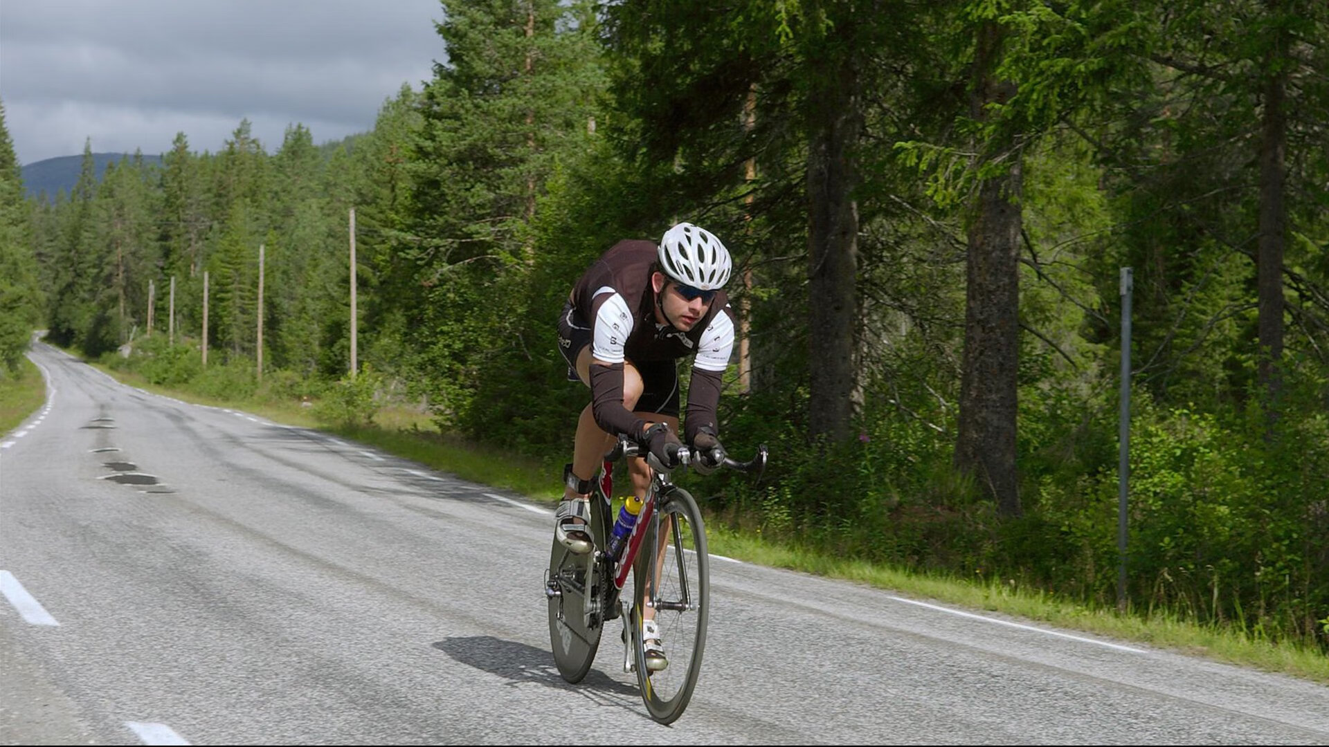 开云集团中国官网-比赛前联合媒体开展公开训练日增强球队透明度与外界互动，比赛前一周怎么训练